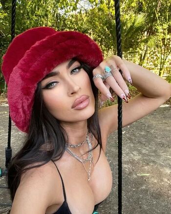 Full leaked Megan fox  page private onlyfans photo