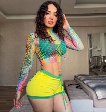 Full leaked Melek azad page private onlyfans photo