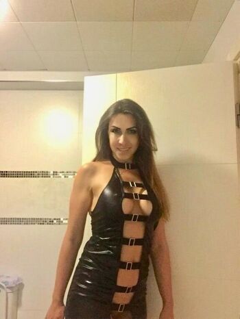 Full leaked Melike baran page private onlyfans photo