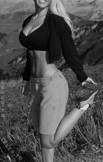 Full leaked Melisande mlnk private onlyfans photo