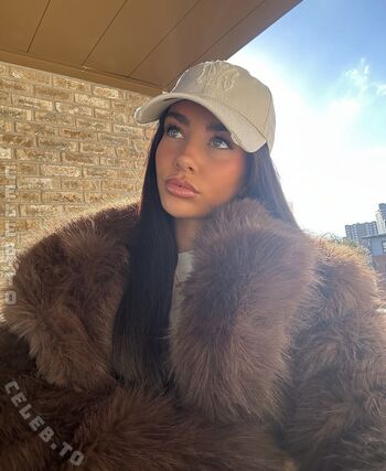 Full leaked Mell richards page private onlyfans photo