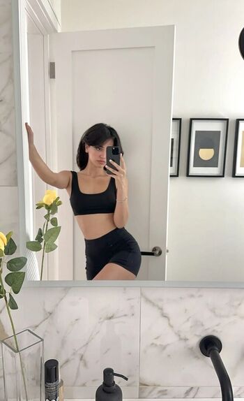 Full leaked Melodymelowo private onlyfans photo