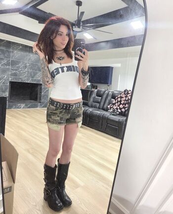 Full leaked Meloniemac page private onlyfans photo
