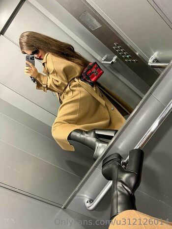 Full leaked Meridianaua private onlyfans photo