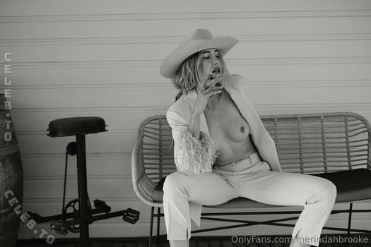 Full leaked Merindahbrooke page private onlyfans photo