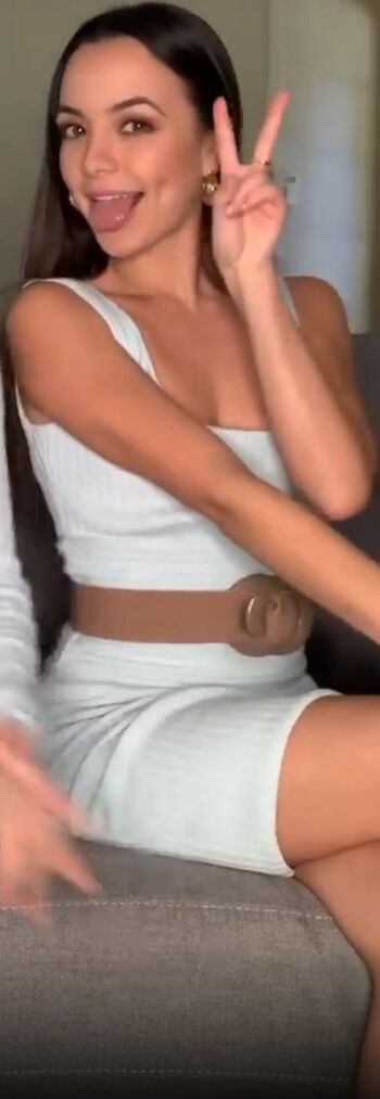 Full leaked Merrell twins page private onlyfans photo