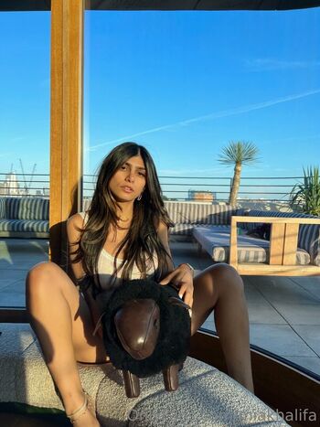 Full leaked Mia khalifa page private onlyfans photo
