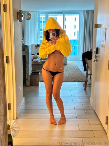 Full leaked Mia khalifa page private onlyfans photo