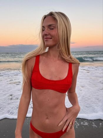 Full leaked Miaaaa private onlyfans photo