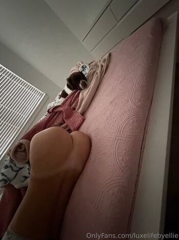 Full leaked Miabrielle private onlyfans photo