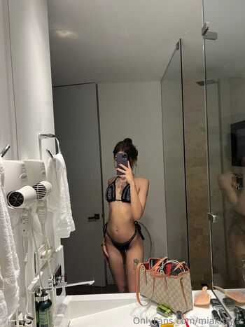Full leaked Miakitty ts private onlyfans photo