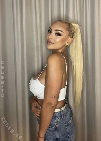 Full leaked Michelle daniaux private onlyfans photo