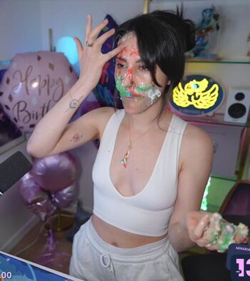 Full leaked Midna page private onlyfans photo