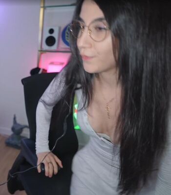 Full leaked Midna page private onlyfans photo