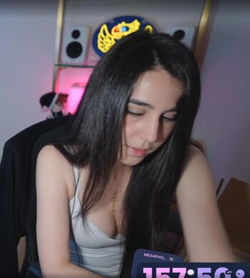 Full leaked Midna  page private onlyfans photo