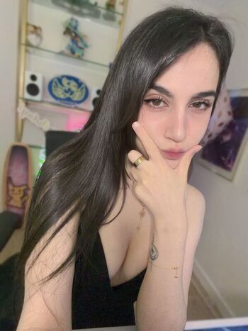 Full leaked Midna  page private onlyfans photo