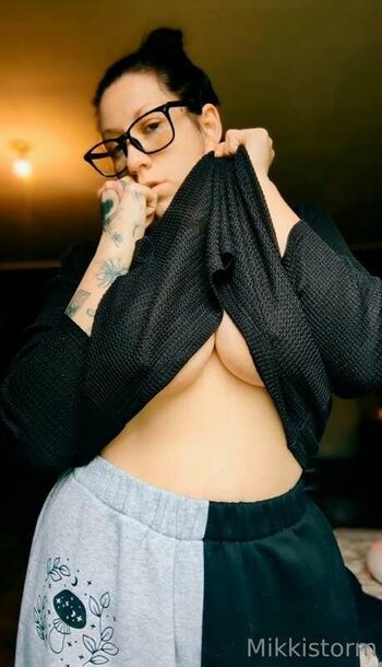 Full leaked Mikkistorm page private onlyfans photo