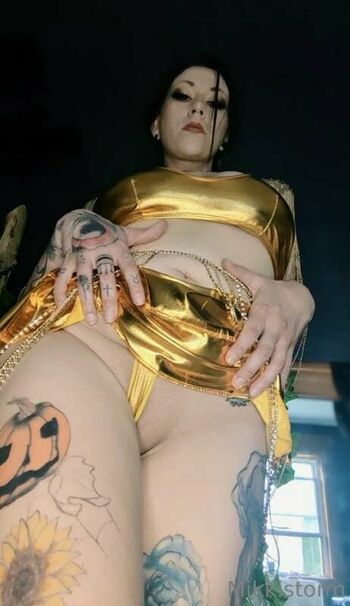 Full leaked Mikkistorm page private onlyfans photo