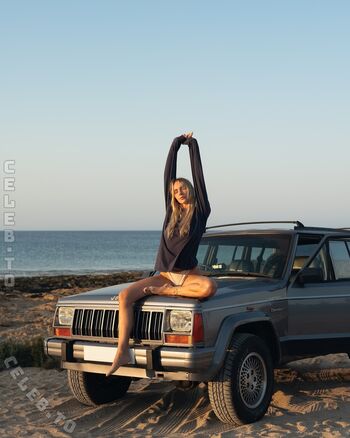 Full leaked Mila klein page private onlyfans photo