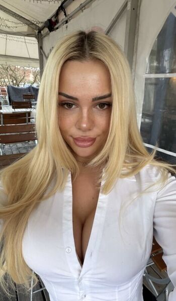 Full leaked Milaneedls page private onlyfans photo