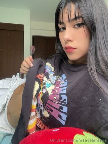 Full leaked Mimicake private onlyfans photo