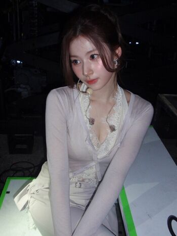 Full leaked Minatozaki sana page private onlyfans photo