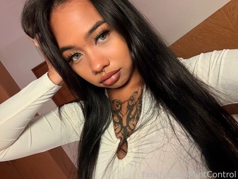 Full leaked Mintcontrol private onlyfans photo
