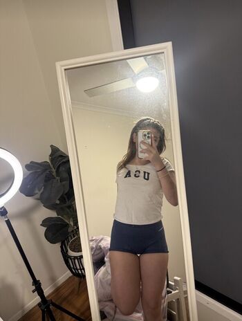 Full leaked Missemelia private onlyfans photo