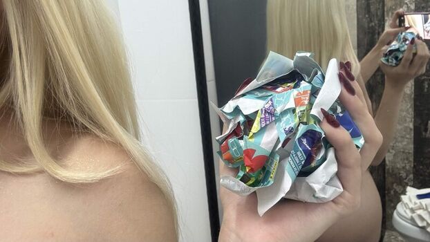 Full leaked Mochidolll private onlyfans photo