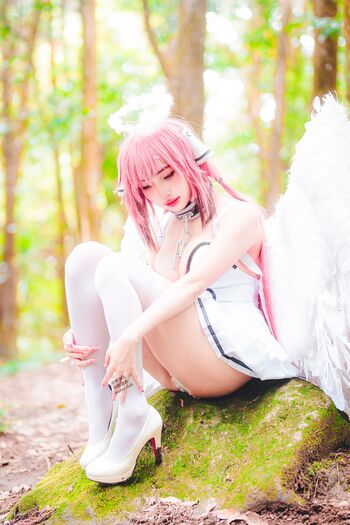 Full leaked Momocat w page private onlyfans photo