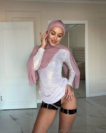 Full leaked Moon adelin page private onlyfans photo