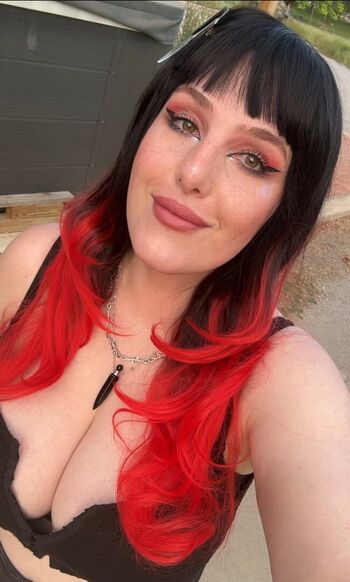 Full leaked Moxymary private onlyfans photo