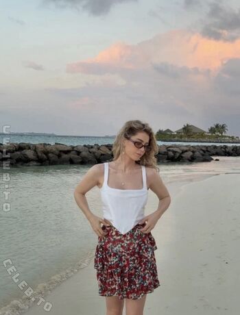 Full leaked Mrs bella page private onlyfans photo