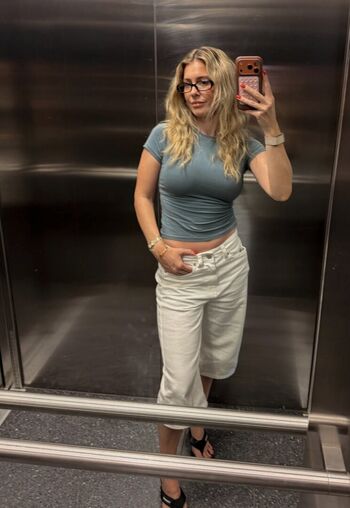 Full leaked Mrs bella page private onlyfans photo