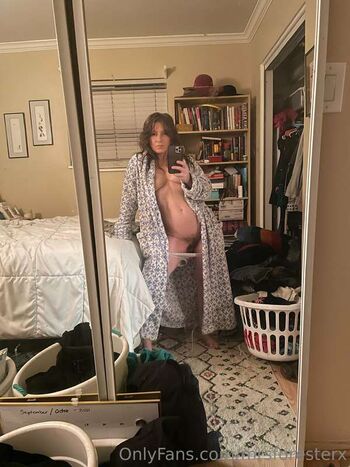 Full leaked Mrs forester page private onlyfans photo