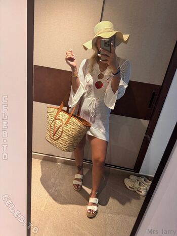 Full leaked Mrs larry private onlyfans photo