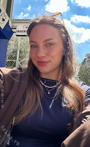 Full leaked Mxchxllx s private onlyfans photo