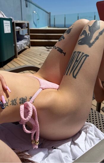 Full leaked Mxis private onlyfans photo