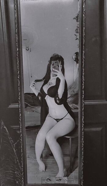 Full leaked Mystical moth private onlyfans photo