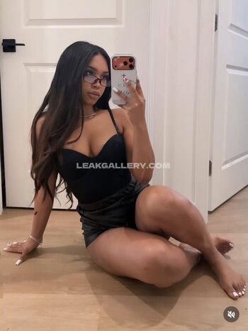 Full leaked Nahlovingit private onlyfans photo