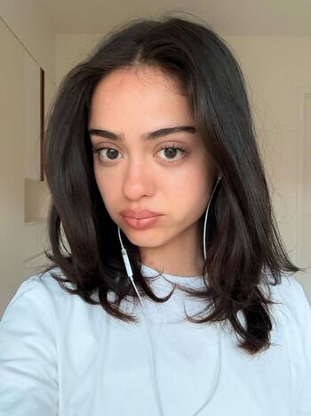 Nailea Devora