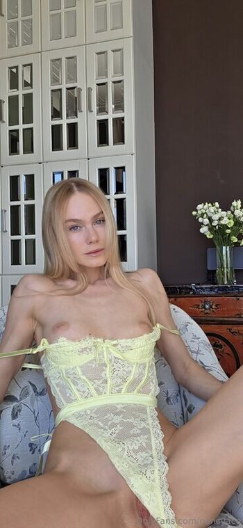 Full leaked Nancy ace page private onlyfans photo
