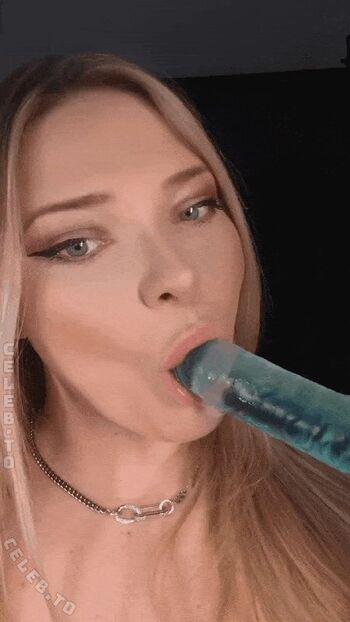 Full leaked Neeviliciouz page private onlyfans photo