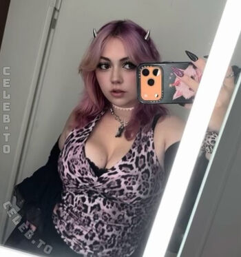 Full leaked Nephynee private onlyfans photo