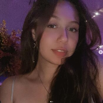 Full leaked Novinhas com peitos pequenos page private onlyfans photo
