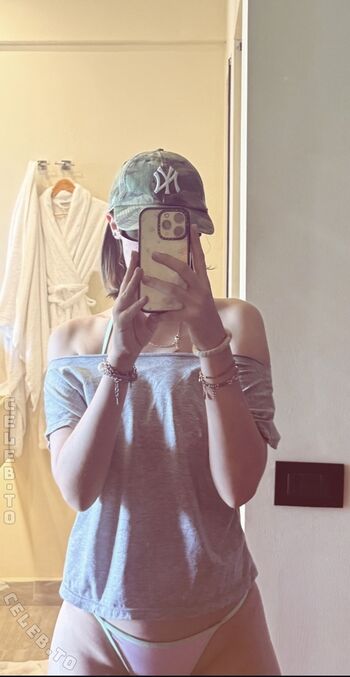Full leaked Nylaamriaa private onlyfans photo