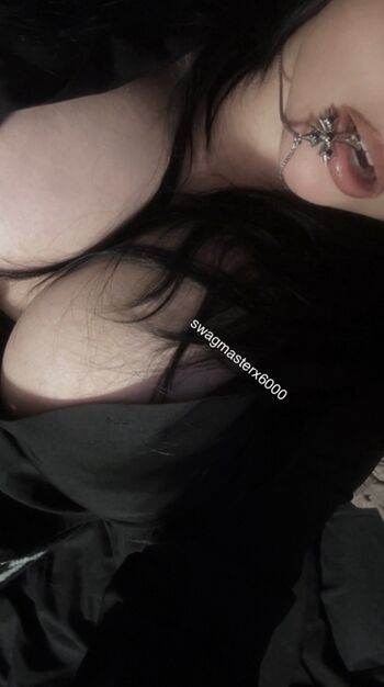 Full leaked Octoberluvr private onlyfans photo