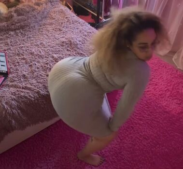 Full leaked Officiallyamb private onlyfans photo