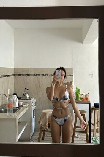 Full leaked Oliviakkm private onlyfans photo