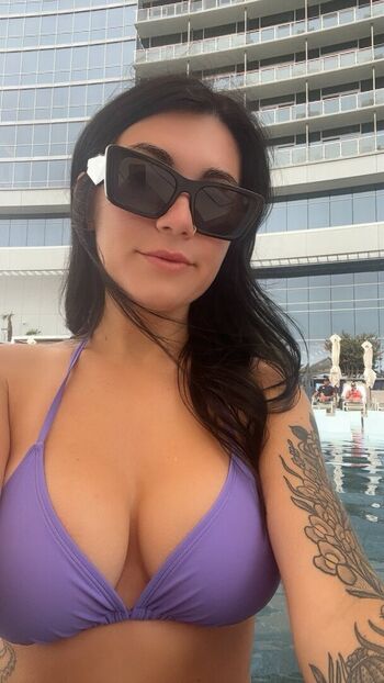 Full leaked Omfg slots private onlyfans photo